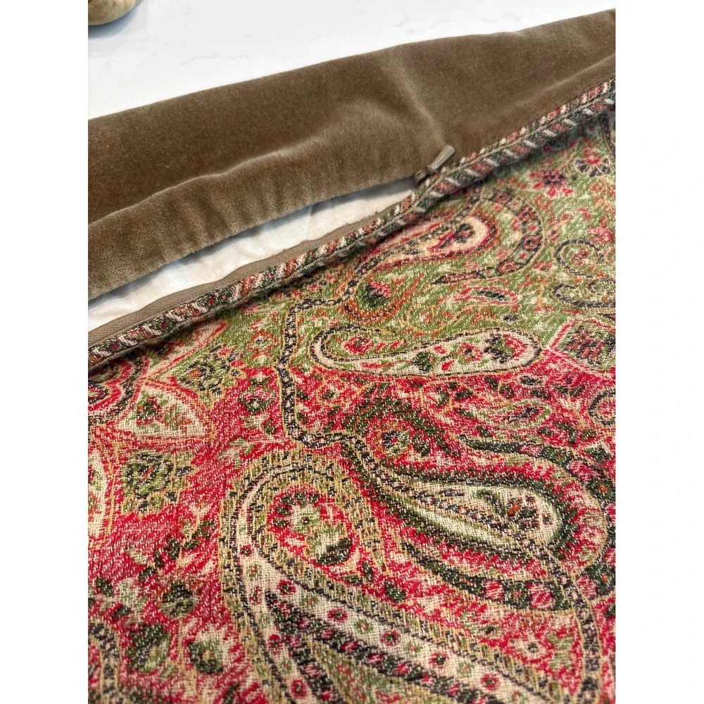 Pottery Barn Paisley Wool Blend Pillow Covers Set of 2 18x18 Boho Beautiful - Picture 5 of 7